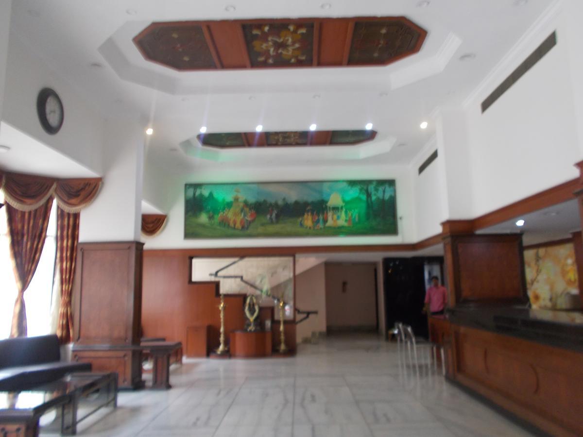 Samrat Residency Hotell Bangalore Exteriör bild